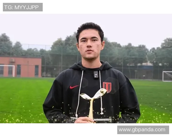 中国足球十大球星排名揭秘 这些足球巨星如何影响中国足球的历史与未来 中国足球十大球星排名揭秘 这些足球巨星如何影响中国足球的历史与未来