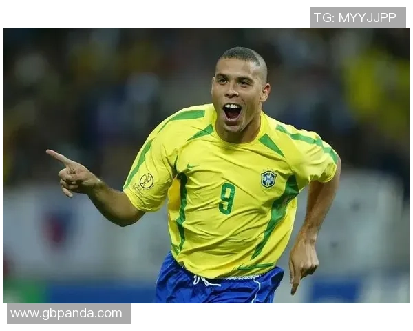 穿3号足球衣的球星:从历史到现代的标志性球员盘点与回顾 穿3号足球衣的球星:从历史到现代的标志性球员盘点与回顾