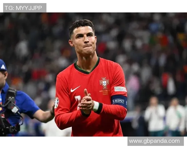 全球足球运动员年薪排行揭秘 谁是足坛收入最高的超级球星